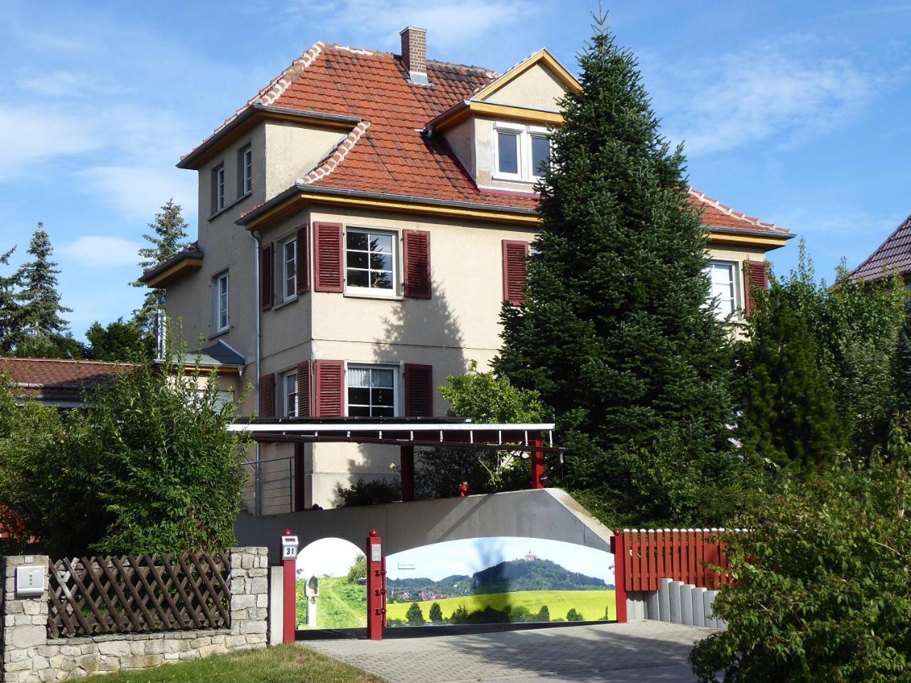 Ferienwohnung Zum Riesenloeffel Arnstadt Exterior photo